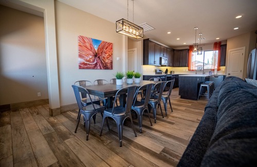 Page House | Escape to Lake Powell, Horseshoe Bend, Antelope Canyon