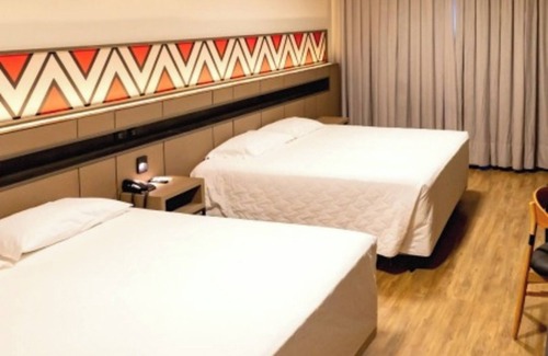 Foz do Iguacu Hotel | Escape to Serenity: Superior Double Room with Elegant Comfort Awaits