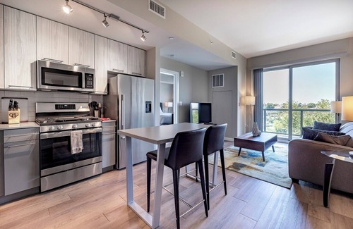 Stamford Apartment | Escape