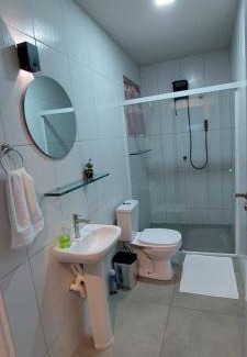 Reboucas Apartment | Espaço Harmonia - COM VAGA GRATUITA um apartamento inteiro e aconchegante para vc!