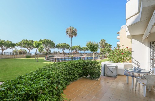Rota House | ESPIGON DE ROTA - Fantastic apartment with shared swimming pool on the seafront in Rota
