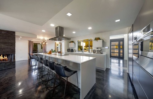Tucson House | Estate /7 BR & 5 BA/Home & Guesthouse/2 Pools