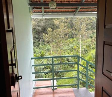 Virarajendrapet House | Estate stay near Dubare elephant camp, friendly for remote workers