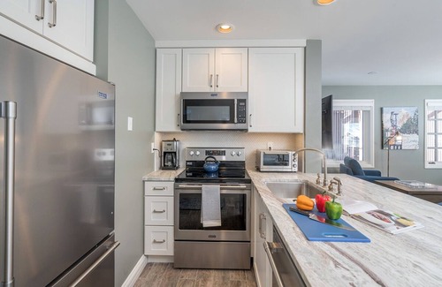 Telluride Condo | ETTA 101- A Stylish Condo w/Sublime Downtown Location