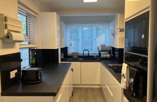 Grays Apartment | Eugino Properties