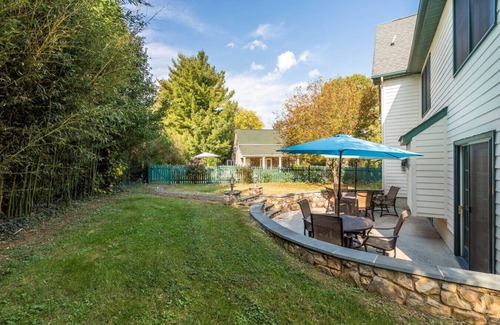 Fauquier County Villa | Events and Concierge! 6BR Heated Pool Near Wineries