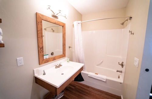 Libby Hotel | Evergreen Motel