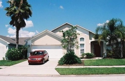 Eagle Pointe South Villa | Ex Show Home Villa, facing lake, private pool, games room & free wi-fi