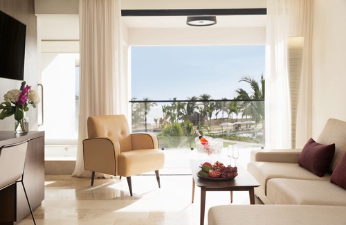Punta Cana Resort | Excellence El Carmen - Adults Only All Inclusive