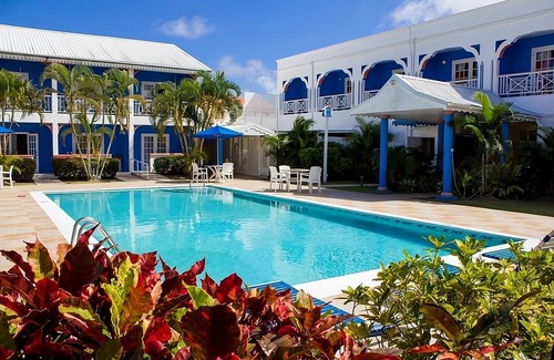 Rodney Bay Hotel | Excellent Choice! 3 Units w/Balconies, Outdoor Pool, Parking is Free!