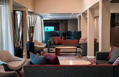 Torrance Hotel | Excellent Choice! Spacious Unit, Outdoor Pool, Pets are Welcome!