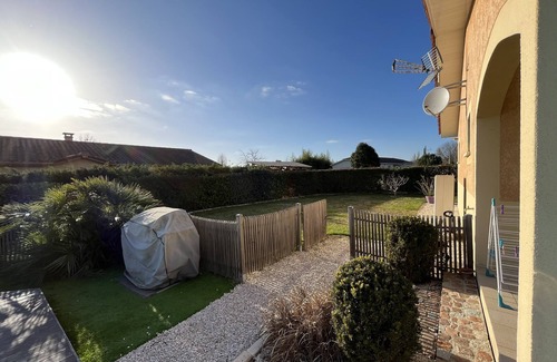 Cadillac-en-Fronsadais Villa | Exceptional villa 25 minutes from Bordeaux with heated swimming pool (8 people max)