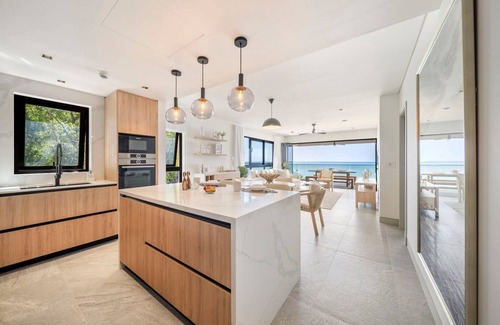 Brighton Condo | Exceptional Beachfront Condo - Allure 301 (2 bed)