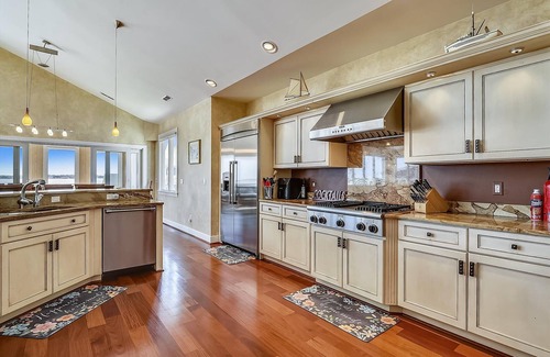 Bethany Beach House | EXCEPTIONAL VACATION HOME! Gorgeous Water Views, Outdoor Community Pool & much more! Book Today!
