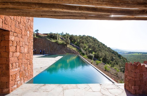 Ghmate Villa | Exceptional villa with infinity pool and tennis court in Marrakech