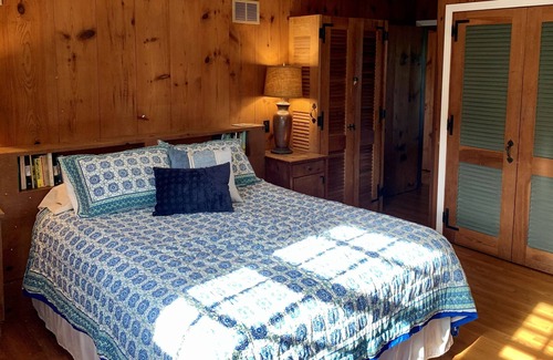 Aquinnah House | Exclusive Aquinnah Hilltop Home —Stunning Views of Menemsha Pond — Pet Friendly