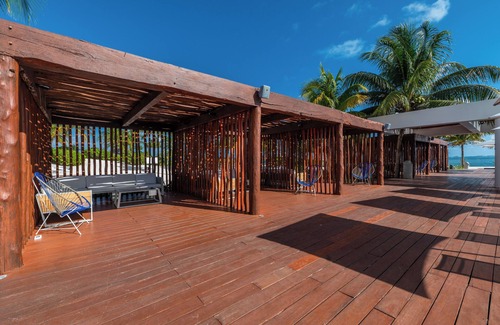 Bouvet Island Apartment | Exclusive Beach Condo 3 BR LA Amada Cancun