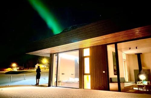 Flakstad Villa | Exclusive Beach House Ramberg - Your Private Oasis