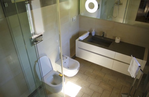 Colbordolo House | Exclusive farmhouse in the hills of Urbino. Ideal for 8 people. Overview.