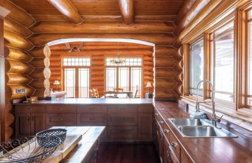 Forest Ridge Estates Cabin | EXCLUSIVE very private cabin on the golf course!