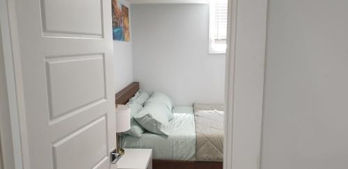 Northeast Edmonton Apartment | Executive 1Bedroom Suite By Henday