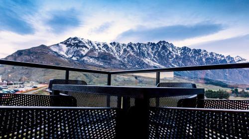 Frankton Apartment | Executive 2 Bedroom Apartment Remarkables Park