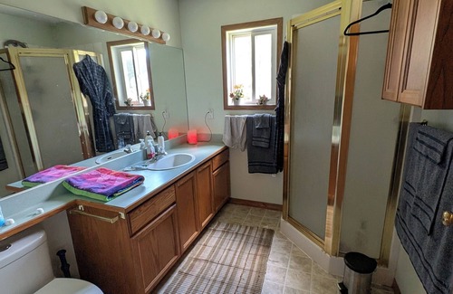 Thompson-Nicola Regional District Other | Experience Zen in a charming 3-bedroom farmhouse in Beautiful Thompson-Nicola.