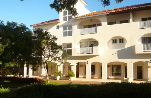Dominicus House | Experience a relaxing paradise