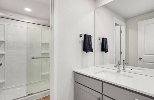 Fort Collins House | Experience Elegance in Timnath