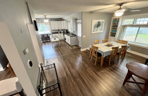 Kentwood House | Experience Kentwood charm