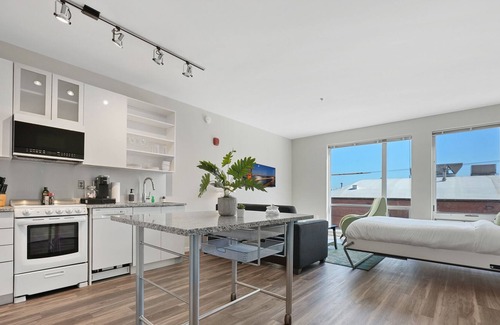 Crossroads Arts District Condo | Experience Luxury Living with Spectacular Amenities at Your Fingertips 329