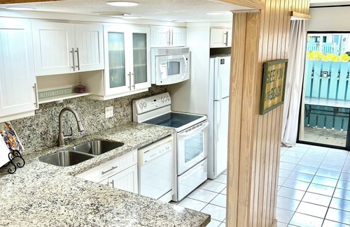Plantation Key House | "Experience Paradise: Your Ultimate Vacation Rental in The Florida Keys!"