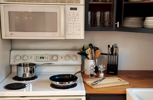 Lewisburg House | Experience small town living in a spacious duplex!