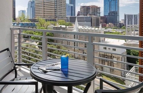 Civic District Resort | Experience the Best of Austin at Wyndham Austin – 1 Bd. Dlx