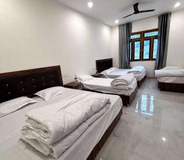 Kedarnath Hotel | Explore bharat