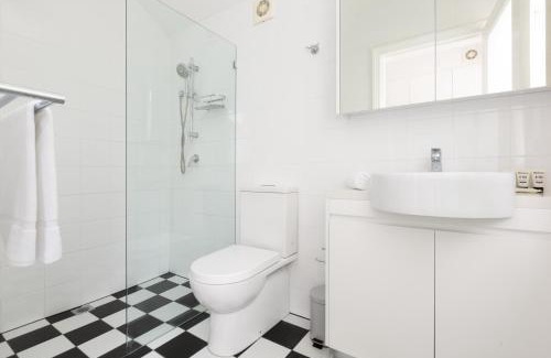 Lewisham Apartment | Explore Sydney Staying in Perfect Located Studio