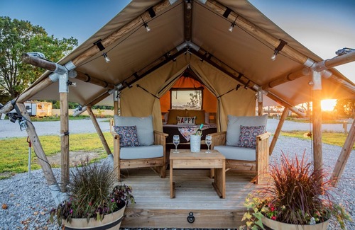 Cassville RV Rental | Explore this Summer near Roaring River State Park