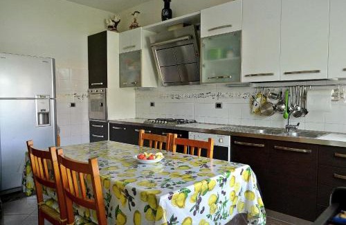 Settimo Milanese House | Expo Fiera Milano San Siro