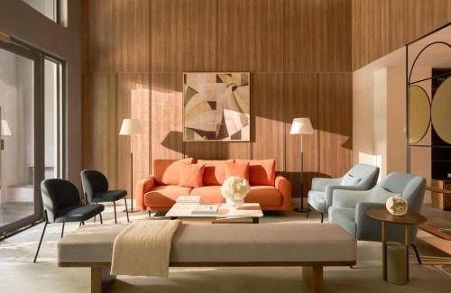 Ba Queo Hotel | Express by M Village Nguyen The Loc - Modern Airport Stay