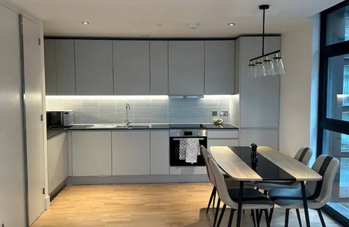 Shoreditch Apartment | Exquisite 2-bed Apartment in Central London