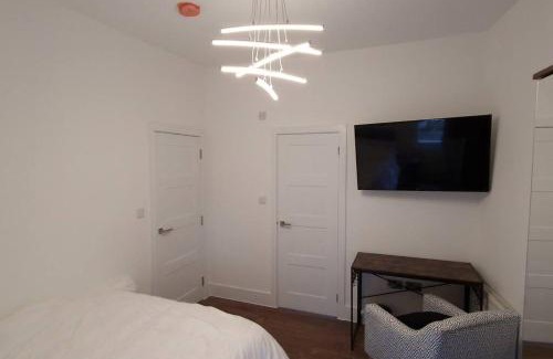 Woolwich Apartment | Exquisite Royal Woolwich Flat.