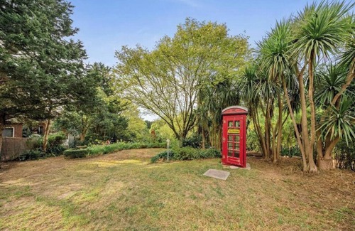 Warrandyte Villa | Exquisite Villa Living at 5 Swansfield Ct, Warrandyte - Shared Amenities Await!