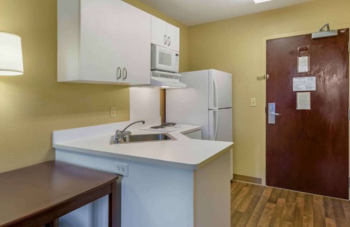Lynchburg Hotel | Extended Stay America Suites Lynchburg University Blvd