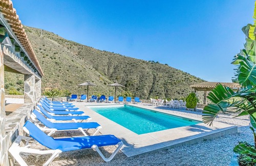 El Borge House | Extra large cottage with private outdoor pool.