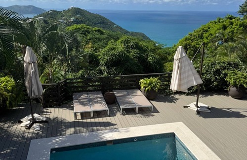 Brewers Bay House | Eyrie Guest Cottage, Greenbank
