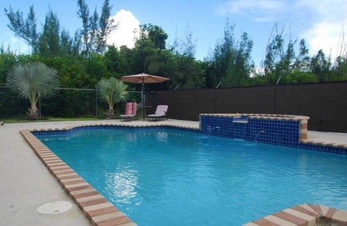 Bell Channel Bay House | EZ VILLE @ TAINO BEACH