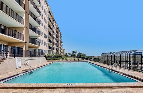 Fernandina Beach Apartment | F7 Amelia South 2 Bedroom Condo by Redawning