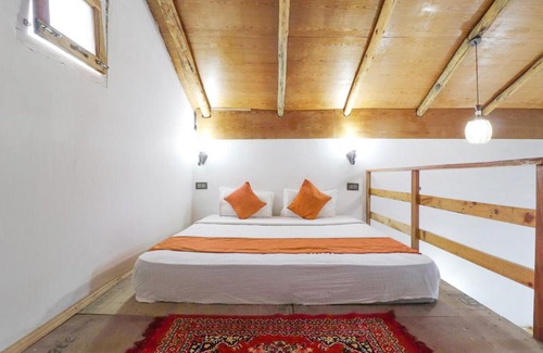 Naina Range Hotel | FabEscape Pine Hill View