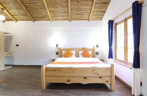 Naina Range Hotel | FabEscape Pine Hill View