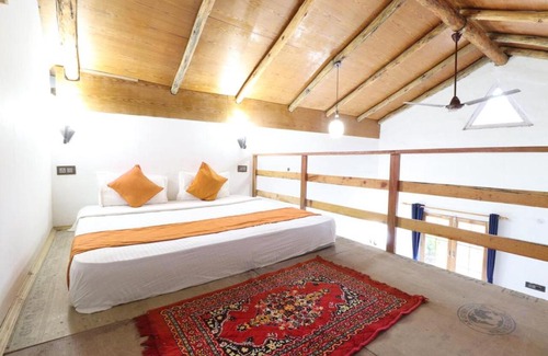 Naina Range Hotel | FabEscape Pine Hill View